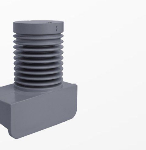 Piston insulator